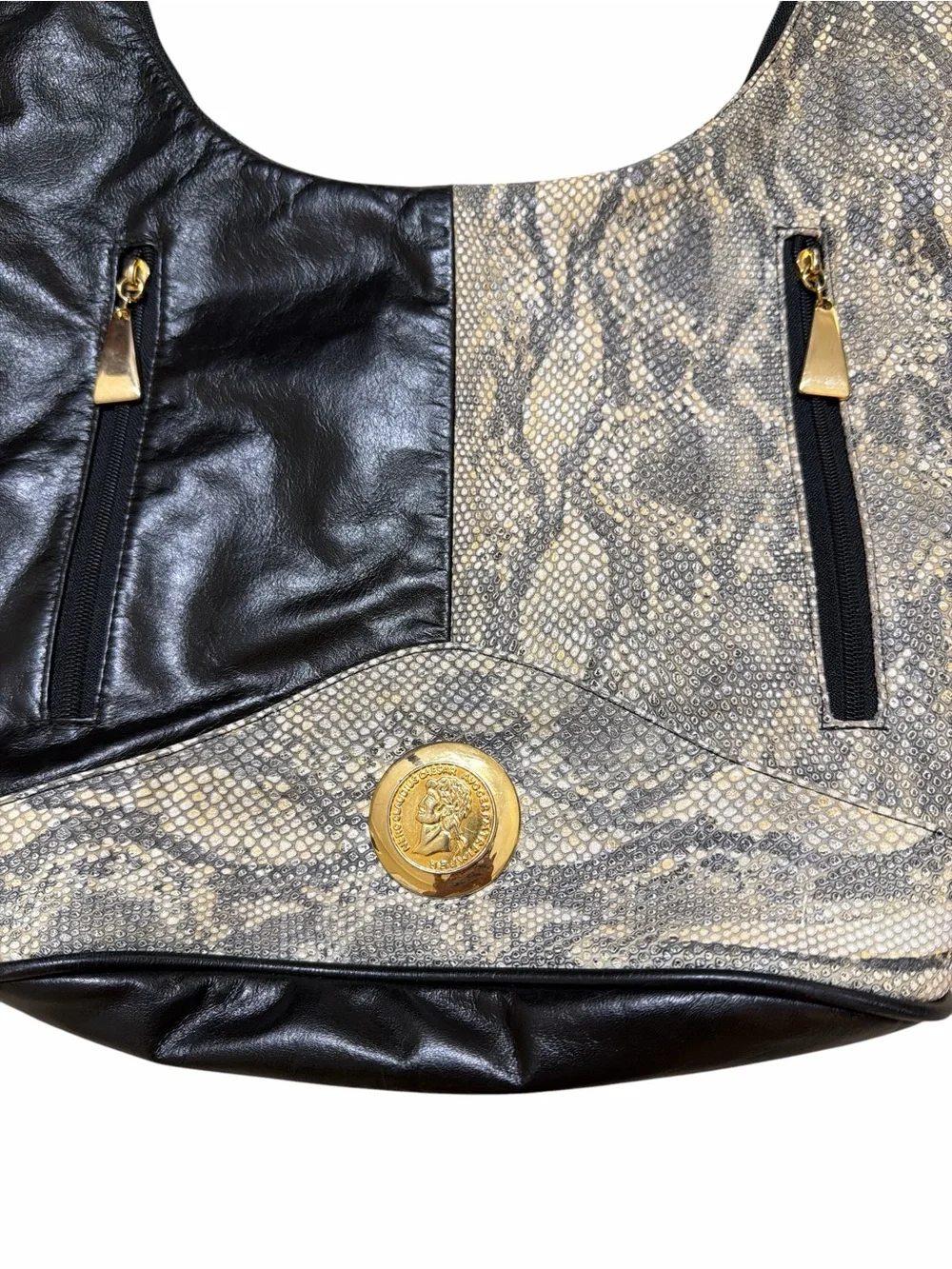 Tejrasila contemporary hobo